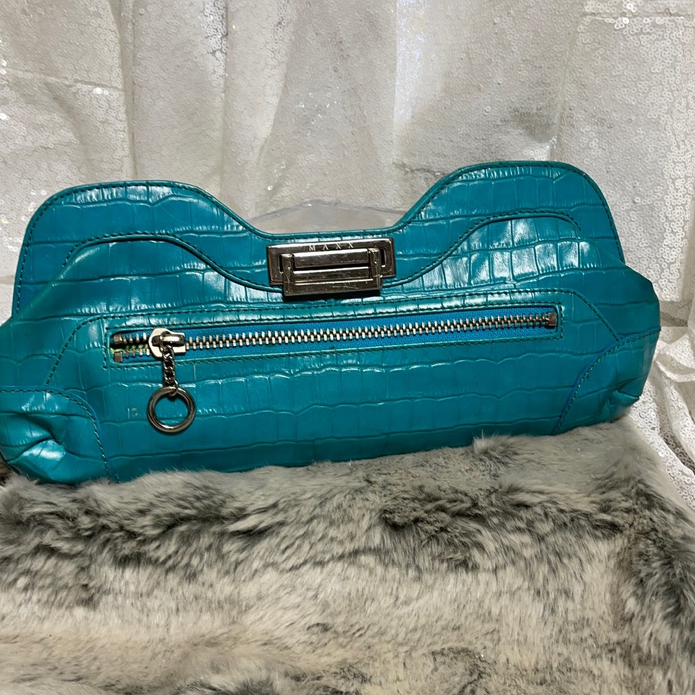 Maxx New York hand bag